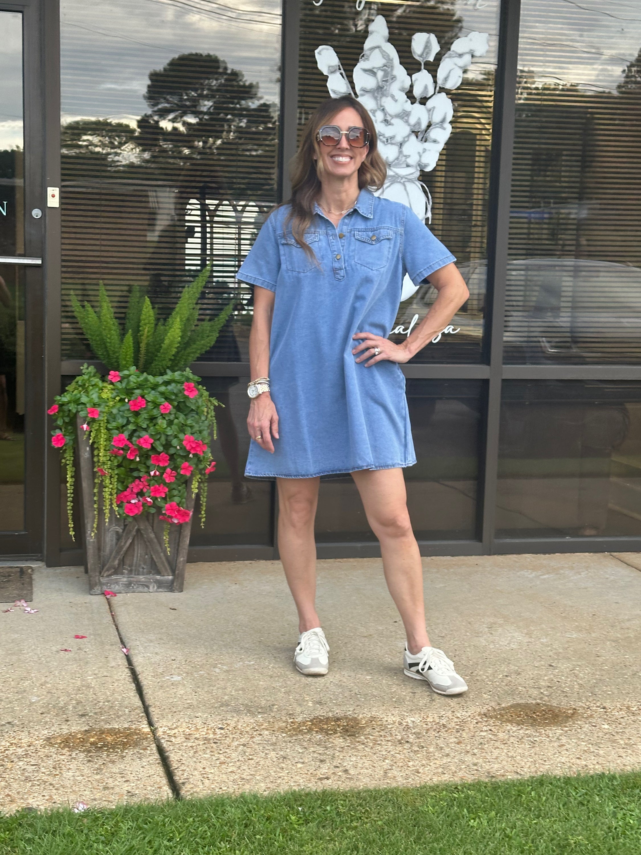 plus size denim dress overalls WAX Distressed in Light Wash Size: 2X Color:Green Silver closet_1251 bib pocket in front VERWIN Halter Neck Dress